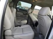 ✅ 2011 Chevrolet Suburban LT • VIN: 1GNSKJE31BR295143 • Lot: 77816884. Wystawiony na Copart z przebiegiem 237 363 mil. Bezpłatny archiwum sprzedaży aukcyjnych z USA i szczegółowy raport historii pojazdu na DreamBid. Zdjęcie 11.