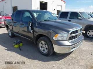 2024 Ram 1500 SLT z VIN 1C6RR6GG5RS142789, wystawiony jako IAAI lot #43257983 z przebiegiem 40 203 mil mil oraz . Historia ofert i sprzedaży dostępna na DreamBid. Obrazek 1.