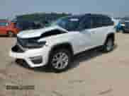 2022 Jeep Grand Cherokee Limited z VIN 1C4RJHBG9N8533812, wystawiony jako Copart lot #66925985 z przebiegiem 32 688 mil mil oraz Nie do naprawy • Non repairable. Historia ofert i sprzedaży dostępna na DreamBid. Obrazek 1.