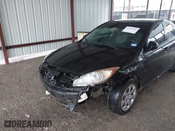 ✅ 2013 Mazda 3 i SV • VIN: JM1BL1TG4D1761502 • Лот: 43745447. Опубликован ранее на IAAI с пробегом 133 982 миль. Бесплатный доступ к архиву аукционных продаж из США и подробный отчёт об истории автомобиля на DreamBid. Изображение 6.