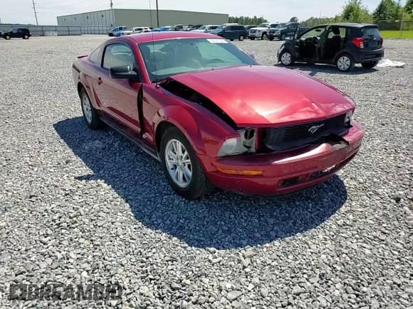 ✅ 2007 Ford Mustang Deluxe • VIN: 1ZVHT80N475356708 • Lot: 58121645. Listed on Copart with 170,700 mi. Free auction sales archive from the USA and detailed vehicle history report at DreamBid. Image 13.