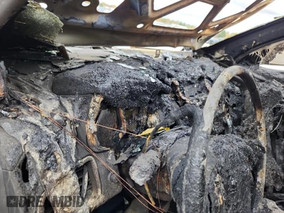 ✅ 2015 Chevrolet Equinox LS • VIN: 2GNALAEKXF1157888 • Лот: 86687295. Опубликован ранее на Copart с пробегом Не указан. Бесплатный доступ к архиву аукционных продаж из США и подробный отчёт об истории автомобиля на DreamBid. Изображение 9.