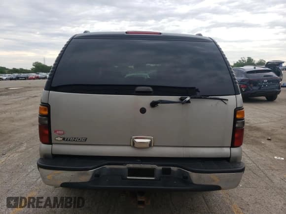 ✅ 2006 Chevrolet Tahoe LS • VIN: 1GNEC13V16J119213 • Лот: 61772735. Опубликован ранее на Copart с пробегом 200 432 миль. Бесплатный доступ к архиву аукционных продаж из США и подробный отчёт об истории автомобиля на DreamBid. Изображение 6.