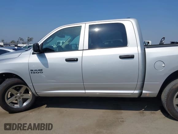 ✅ 2015 Ram 1500 Express • VIN: 1C6RR6KG7FS742720 • Lot: 42966760. Listed on IAAI with 101,198 mi. Free auction sales archive from the USA and detailed vehicle history report at DreamBid. Image 15.