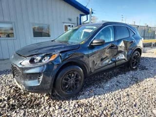 ✅ 2022 Ford Escape SE • VIN: 1FMCU9G64NUA97750 • Lot: 92324535. Listed on Copart with 44,967 mi. Free auction sales archive from the USA and detailed vehicle history report at DreamBid. Image 1.