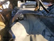 ✅ 2016 Toyota Tacoma Limited • VIN: 5TFGZ5AN8GX018081 • Лот: 89817955. Опубликован ранее на Copart с пробегом Не указан. Бесплатный доступ к архиву аукционных продаж из США и подробный отчёт об истории автомобиля на DreamBid. Изображение 10.