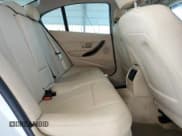 ✅ 2015 BMW 3 Series 320i xDrive • VIN: WBA3C3G56FNS73069 • Лот: 80637165. Опубликован ранее на Copart с пробегом 185 372 миль. Бесплатный доступ к архиву аукционных продаж из США и подробный отчёт об истории автомобиля на DreamBid. Изображение 10.