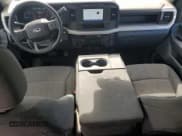 ✅ 2023 Ford F-250 XL • VIN: 1FT8W2BA0PED40149 • Lot: 80622145. Wystawiony na Copart z przebiegiem 43 093 mil. Bezpłatny archiwum sprzedaży aukcyjnych z USA i szczegółowy raport historii pojazdu na DreamBid. Zdjęcie 8.