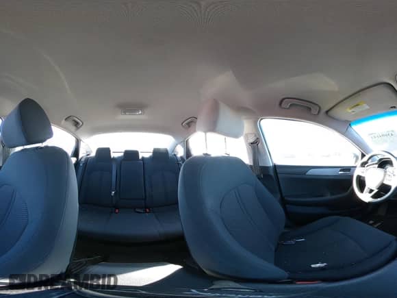 2019 Hyundai Sonata SE z VIN 5NPE24AF2KH731500, wystawiony jako IAAI lot #43604143 z przebiegiem 149 807 mil mil oraz . Historia ofert i sprzedaży dostępna na DreamBid. Obrazek 18.