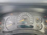 ✅ 2003 Chevrolet Silverado 2500HD Work Truck • VIN: 1GCHK24U63E199259 • Lot: 92835855. Wystawiony na Copart z przebiegiem 162 314 mil. Bezpłatny archiwum sprzedaży aukcyjnych z USA i szczegółowy raport historii pojazdu na DreamBid. Zdjęcie 9.