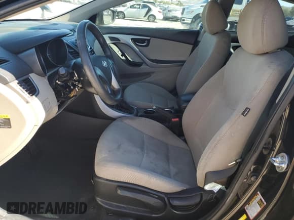 ✅ 2015 Hyundai Elantra SE • VIN: 5NPDH4AE8FH590214 • Лот: 90512605. Опубликован ранее на Copart с пробегом 130 282 миль. Бесплатный доступ к архиву аукционных продаж из США и подробный отчёт об истории автомобиля на DreamBid. Изображение 7.