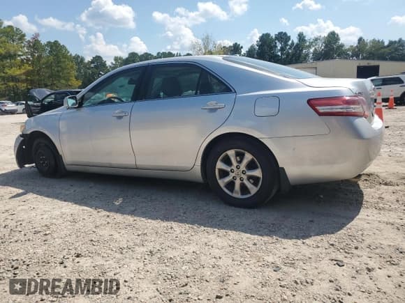 ✅ 2011 Toyota Camry XLE • VIN: 4T1BK3EK1BU126096 • Лот: 71770835. Опубликован ранее на Copart с пробегом 170 576 миль. Бесплатный доступ к архиву аукционных продаж из США и подробный отчёт об истории автомобиля на DreamBid. Изображение 2.