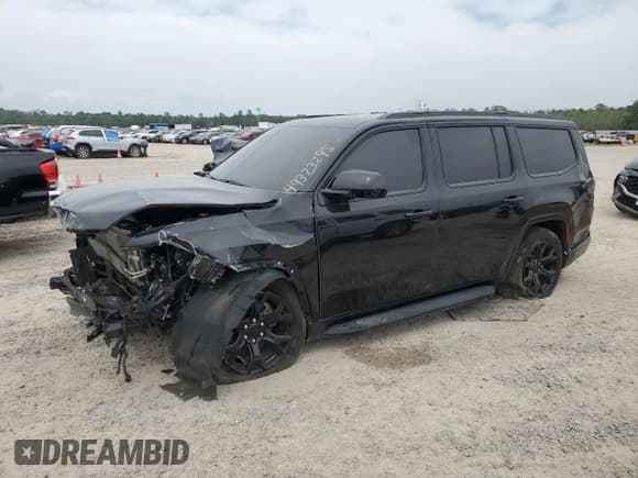 ✅ 2024 Jeep Wagoneer Series II • VIN: 1C4SJVBP5RS134324 • Лот: 49323295. Опубликован ранее на Copart с пробегом Не указан. Бесплатный доступ к архиву аукционных продаж из США и подробный отчёт об истории автомобиля на DreamBid. Изображение 1.