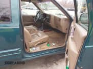 ✅ 1997 Oldsmobile Bravada • VIN: 1GHDT13W2V2706505 • Lot: 41835475. Listed on IAAI with 131,247 mi. Free auction sales archive from the USA and detailed vehicle history report at DreamBid. Image 5.