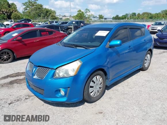 ✅ 2009 Pontiac Vibe GT • VIN: 5Y2SR67089Z422288 • Lot: 43271427. Wystawiony na IAAI z przebiegiem 178 035 mil. Bezpłatny archiwum sprzedaży aukcyjnych z USA i szczegółowy raport historii pojazdu na DreamBid. Zdjęcie 2.