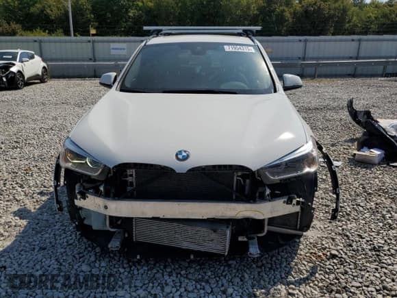 ✅ 2017 BMW X1 xDrive28i • VIN: WBXHT3C39H5F83710 • Lot: 71954315. Listed on Copart with 69,530 mi. Free auction sales archive from the USA and detailed vehicle history report at DreamBid. Image 5.