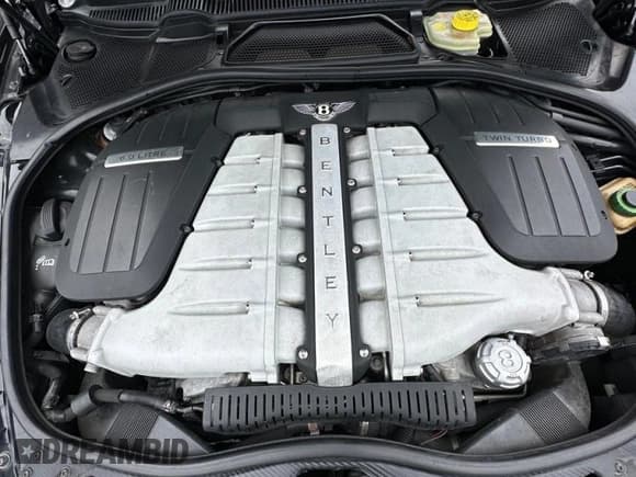 ✅ 2007 Bentley Continental GT • VIN: SCBCR73W17C040241 • Lot: 91603445. Wystawiony na Copart z przebiegiem 92 913 mil. Bezpłatny archiwum sprzedaży aukcyjnych z USA i szczegółowy raport historii pojazdu na DreamBid. Zdjęcie 7.