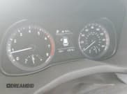 ✅ 2018 Hyundai Kona SE • VIN: KM8K12AAXJU147649 • Лот: 70769303. Опубликован ранее на Copart с пробегом 63 816 миль. Бесплатный доступ к архиву аукционных продаж из США и подробный отчёт об истории автомобиля на DreamBid. Изображение 9.