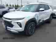 2024 Chevrolet TrailBlazer LT с VIN KL79MRSL7RB067698, выставлен на аукционе IAAI как лот 43323249 с пробегом 13 037 миль миль и . История ставок и продаж доступна на DreamBid. Изображение 17.