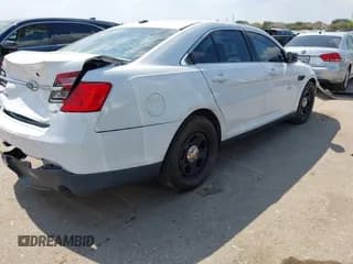 ✅ 2017 Ford Police Interceptor • VIN: 1FAHP2MK9HG146038 • Lot: 43355216. Wystawiony na IAAI z przebiegiem 48 375 mil. Bezpłatny archiwum sprzedaży aukcyjnych z USA i szczegółowy raport historii pojazdu na DreamBid. Zdjęcie 4.