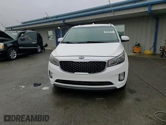 ✅ 2015 Kia Sedona EX • VIN: KNDMC5C18F6021923 • Lot: 89860645. Listed on Copart with 219,781 mi. Free auction sales archive from the USA and detailed vehicle history report at DreamBid. Image 14.