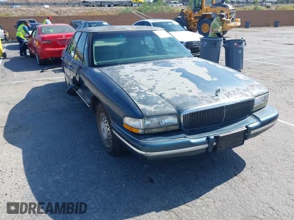 ✅ 1995 Buick Park Avenue • VIN: 1G4CW52K6SH615210 • Lot: 42428039. Wystawiony na IAAI z przebiegiem 218 377 mil. Bezpłatny archiwum sprzedaży aukcyjnych z USA i szczegółowy raport historii pojazdu na DreamBid. Zdjęcie 1.