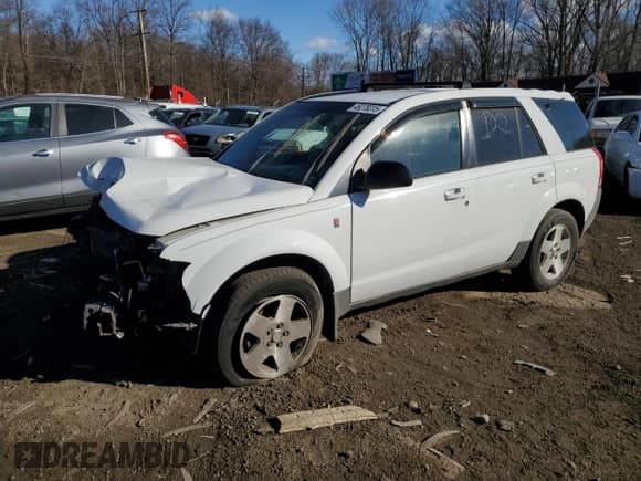 ✅ 2004 Saturn VUE V6 • VIN: 5GZCZ63434S807304 • Lot: 46278015. Wystawiony na Copart z przebiegiem 178 866 mil. Bezpłatny archiwum sprzedaży aukcyjnych z USA i szczegółowy raport historii pojazdu na DreamBid. Zdjęcie 1.