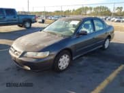 ✅ 1998 Honda Accord LX • VIN: 1HGCG564XWA218550 • Лот: 43909640. Опубликован ранее на IAAI с пробегом 11 495 миль. Бесплатный доступ к архиву аукционных продаж из США и подробный отчёт об истории автомобиля на DreamBid. Изображение 2.