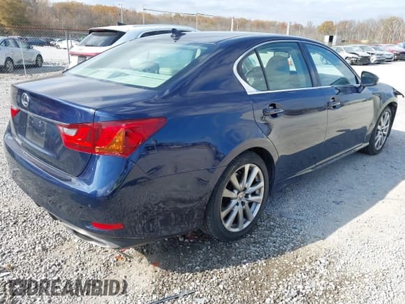✅ 2014 Lexus GS 350 • VIN: JTHBE1BL3E5032585 • Lot: 43724798. Listed on IAAI with 176,694 mi. Free auction sales archive from the USA and detailed vehicle history report at DreamBid. Image 4.