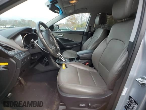 ✅ 2016 Hyundai Santa Fe Limited • VIN: 5XYZUDLA8GG308237 • Lot: 75177593. Wystawiony na Copart z przebiegiem 114 496 mil mil. Skorzystaj z bezpłatnego archiwum sprzedaży aukcyjnych z USA i zobacz szczegółowy raport historii pojazdu na DreamBid. Zdjęcie 7.