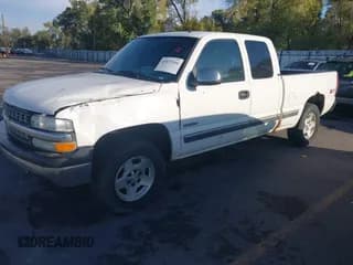 ✅ 2002 Chevrolet Silverado 1500 LS • VIN: 2GCEK19T121265925 • Lot: 43473166. Wystawiony na IAAI z przebiegiem 411 685 mil. Bezpłatny archiwum sprzedaży aukcyjnych z USA i szczegółowy raport historii pojazdu na DreamBid. Zdjęcie 2.