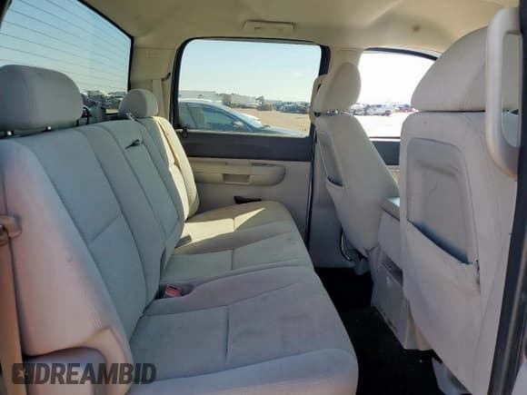 ✅ 2008 Chevrolet Silverado 1500 • VIN: 2GCFC13Y881270067 • Лот: 80614855. Опубликован ранее на Copart с пробегом 179 570 миль. Бесплатный доступ к архиву аукционных продаж из США и подробный отчёт об истории автомобиля на DreamBid. Изображение 10.