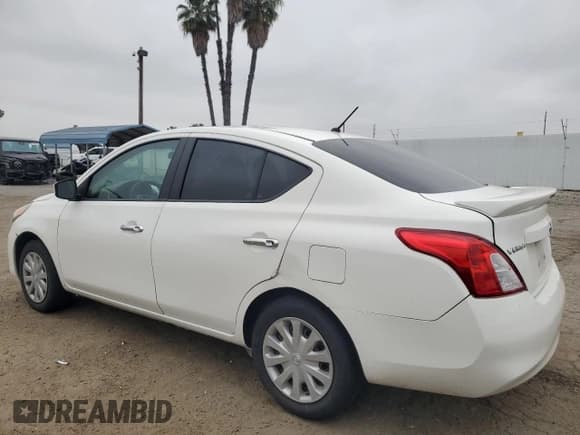 ✅ 2016 Nissan Versa S • VIN: 3N1CN7AP1GL844504 • Lot: 55383395. Listed on Copart with 108,707 mi. Free auction sales archive from the USA and detailed vehicle history report at DreamBid. Image 2.