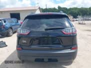 ✅ 2019 Jeep Cherokee Latitude Plus • VIN: 1C4PJMLB4KD294336 • Lot: 43047401. Listed on IAAI with 83,545 mi. Free auction sales archive from the USA and detailed vehicle history report at DreamBid. Image 16.