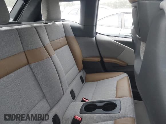 ✅ 2014 BMW i3 • VIN: WBY1Z2C58EVX51840 • Lot: 41456603. Wystawiony na IAAI z przebiegiem 26 963 mil. Bezpłatny archiwum sprzedaży aukcyjnych z USA i szczegółowy raport historii pojazdu na DreamBid. Zdjęcie 7.