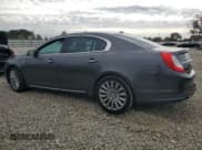 ✅ 2015 Lincoln MKS • VIN: 1LNHL9DK0FG607229 • Lot: 82455995. Wystawiony na Copart z przebiegiem 146 337 mil. Bezpłatny archiwum sprzedaży aukcyjnych z USA i szczegółowy raport historii pojazdu na DreamBid. Zdjęcie 2.