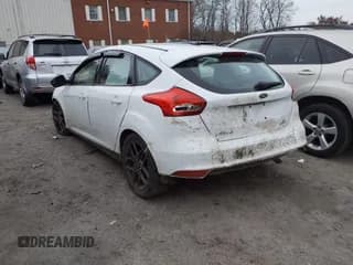 ✅ 2016 Ford Focus SE • VIN: 1FADP3K22GL311814 • Lot: 43597167. Wystawiony na IAAI z przebiegiem 137 928 mil. Bezpłatny archiwum sprzedaży aukcyjnych z USA i szczegółowy raport historii pojazdu na DreamBid. Zdjęcie 3.