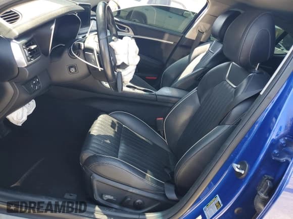 ✅ 2019 Genesis G70 Advanced • VIN: KMTG34LAXKU017466 • Lot: 68123045. Listed on Copart with 88,625 mi. Free auction sales archive from the USA and detailed vehicle history report at DreamBid. Image 7.