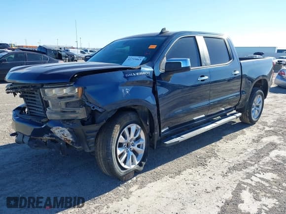 ✅ 2020 Chevrolet Silverado 1500 Custom • VIN: 3GCPWBEK4LG216761 • Lot: 41733863. Wystawiony na IAAI z przebiegiem Nie podano. Bezpłatny archiwum sprzedaży aukcyjnych z USA i szczegółowy raport historii pojazdu na DreamBid. Zdjęcie 17.