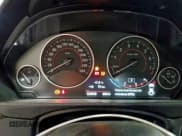 ✅ 2017 BMW 4 Series 430i xDrive • VIN: WBA4R9C30HK878722 • Lot: 95476075. Wystawiony na Copart z przebiegiem 120 939 mil. Bezpłatny archiwum sprzedaży aukcyjnych z USA i szczegółowy raport historii pojazdu na DreamBid. Zdjęcie 9.