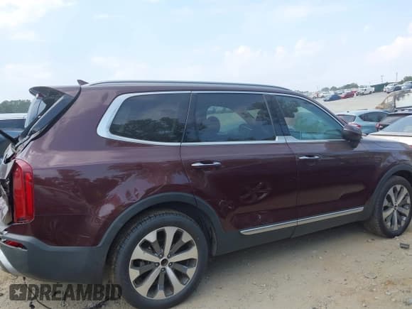 ✅ 2020 Kia Telluride S • VIN: 5XYP64HC6LG069082 • Lot: 43245583. Listed on IAAI with 184,618 mi. Free auction sales archive from the USA and detailed vehicle history report at DreamBid. Image 13.