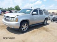 ✅ 2010 Chevrolet Suburban LT • VIN: 1GNUKJE39AR134756 • Lot: 42824041. Listed on IAAI with Not provided. Free auction sales archive from the USA and detailed vehicle history report at DreamBid. Image 2.