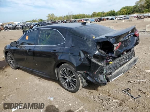 ✅ 2019 Toyota Camry SE • VIN: 4T1B11HK1KU812903 • Лот: 84941525. Опубликован ранее на Copart с пробегом 82 276 миль. Бесплатный доступ к архиву аукционных продаж из США и подробный отчёт об истории автомобиля на DreamBid. Изображение 2.