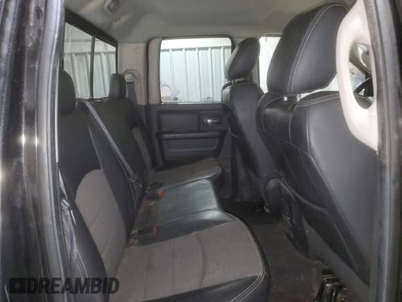 2010 Dodge 1500 Laramie z VIN 1D7RV1GT0AS196998, wystawiony jako Copart lot #45585925 z przebiegiem Nie podano mil oraz Szkoda całkowita • Salvage title. Historia ofert i sprzedaży dostępna na DreamBid. Obrazek 10.