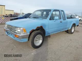 ✅ 1989 Toyota Pickup DLX • VIN: JT4RN93P2K5005390 • Лот: 43645086. Опубликован ранее на IAAI с пробегом 149 765 миль. Бесплатный доступ к архиву аукционных продаж из США и подробный отчёт об истории автомобиля на DreamBid. Изображение 2.
