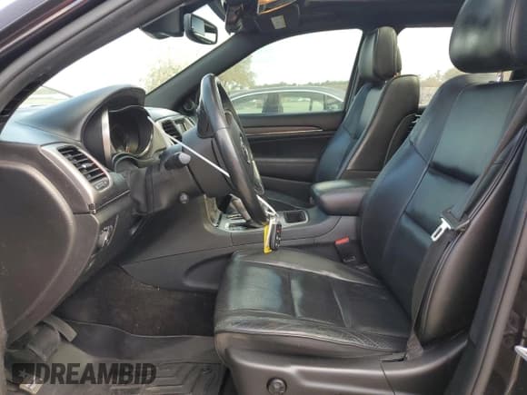 ✅ 2018 Jeep Grand Cherokee Overland • VIN: 1C4RJECG2JC444197 • Lot: 53429815. Listed on Copart with 106,453 mi. Free auction sales archive from the USA and detailed vehicle history report at DreamBid. Image 7.