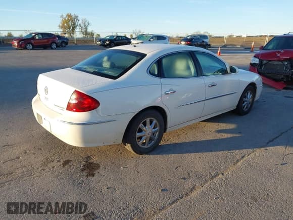 ✅ 2005 Buick LaCrosse CXL • VIN: 2G4WD562X51269067 • Lot: 43586582. Wystawiony na IAAI z przebiegiem 190 937 mil. Bezpłatny archiwum sprzedaży aukcyjnych z USA i szczegółowy raport historii pojazdu na DreamBid. Zdjęcie 4.