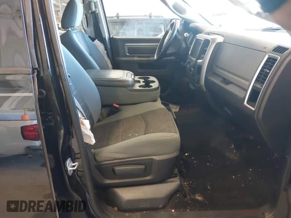 ✅ 2013 Ram 1500 Outdoorsman • VIN: 1C6RR7LT6DS542779 • Lot: 41568456. Listed on IAAI with 220,818 mi. Free auction sales archive from the USA and detailed vehicle history report at DreamBid. Image 5.