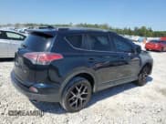✅ 2017 Toyota RAV4 SE • VIN: JTMNFREV2HD107309 • Лот: 85133765. Опубликован ранее на Copart с пробегом 122 535 миль. Бесплатный доступ к архиву аукционных продаж из США и подробный отчёт об истории автомобиля на DreamBid. Изображение 3.