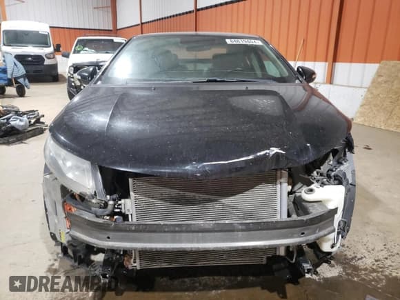 ✅ 2012 Chevrolet Volt • VIN: 1G1RD6E40CU101409 • Lot: 84819404. Wystawiony na Copart z przebiegiem 198 254 mil. Bezpłatny archiwum sprzedaży aukcyjnych z USA i szczegółowy raport historii pojazdu na DreamBid. Zdjęcie 5.